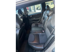 VOLVO XC70 AWD MOMENTUM 2.4 TURBO ISCRITTA A.S.I.